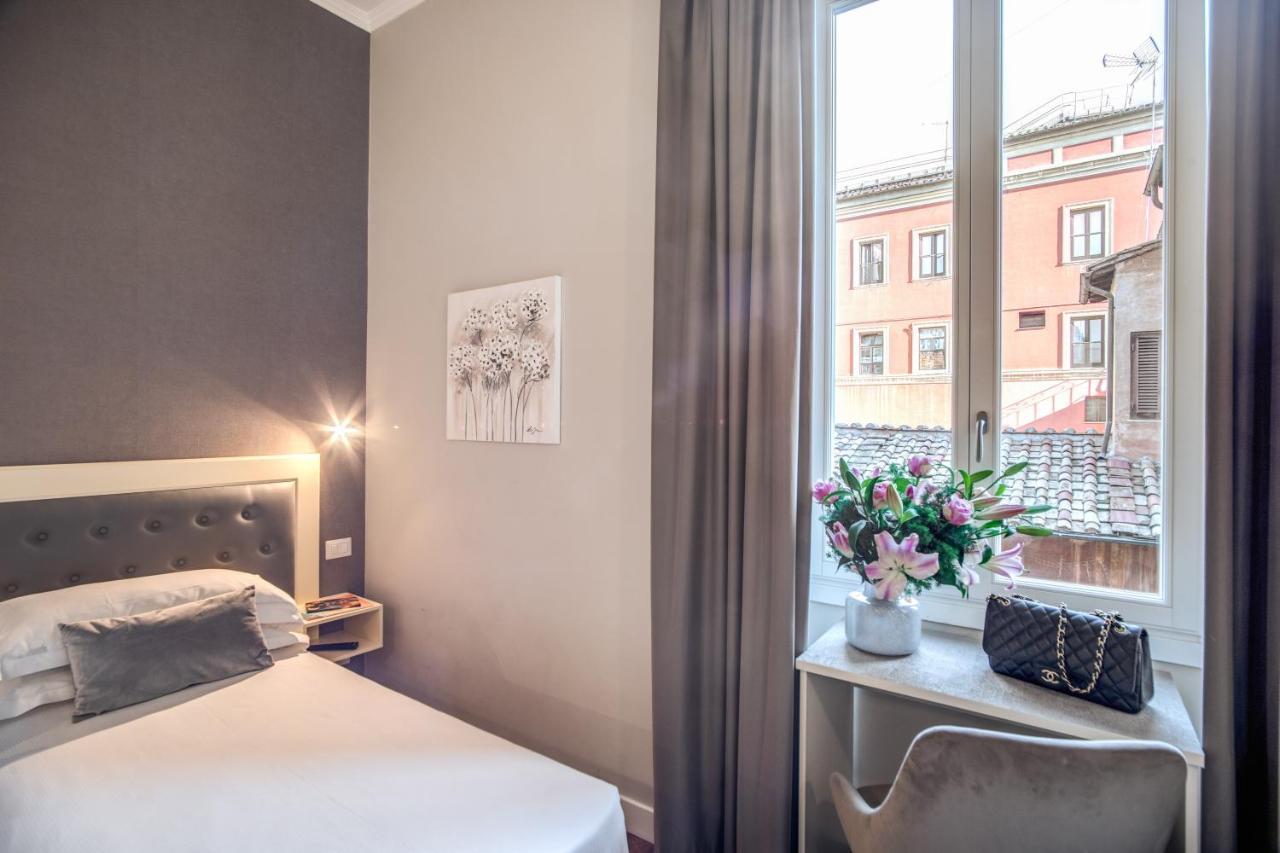 Hotel San Silvestro Roma Esterno foto