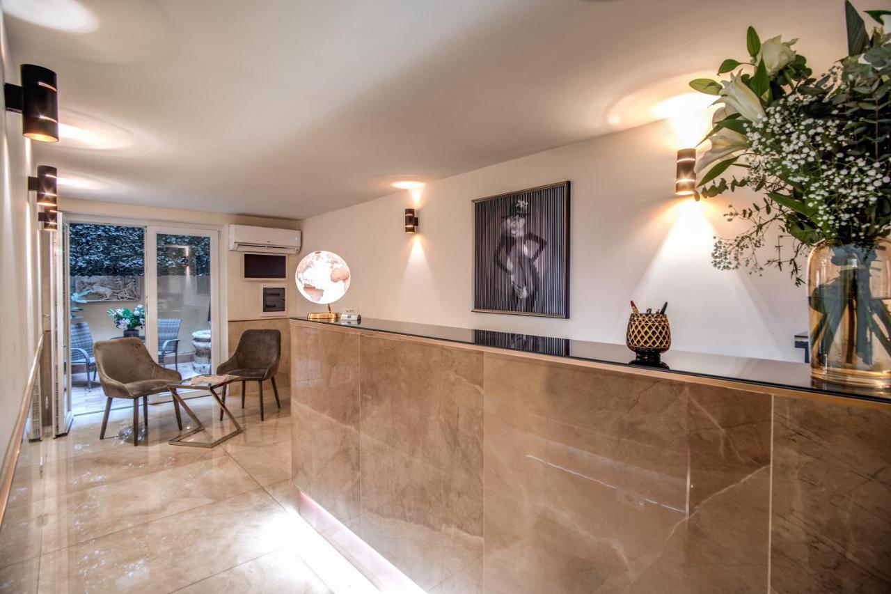 Hotel San Silvestro Roma Esterno foto