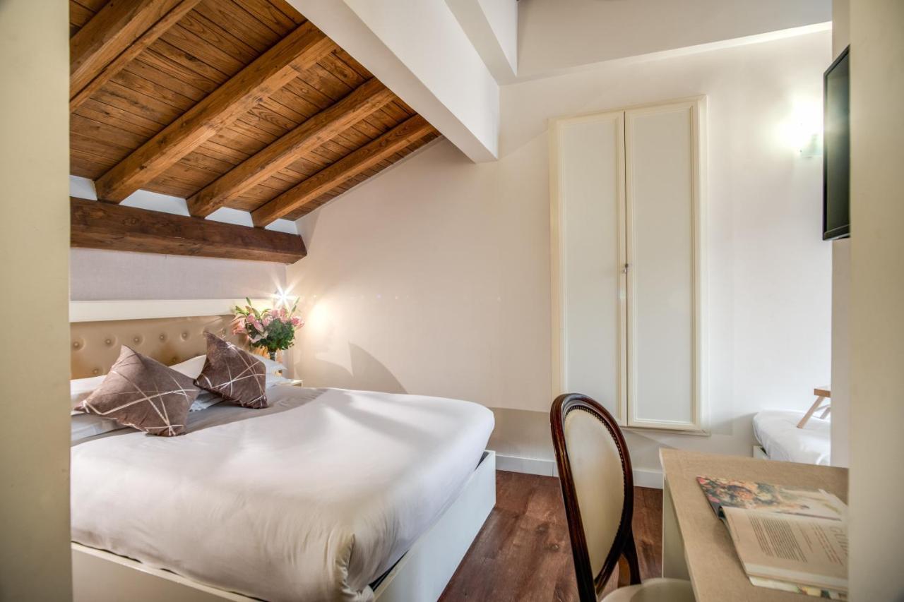 Hotel San Silvestro Roma Esterno foto