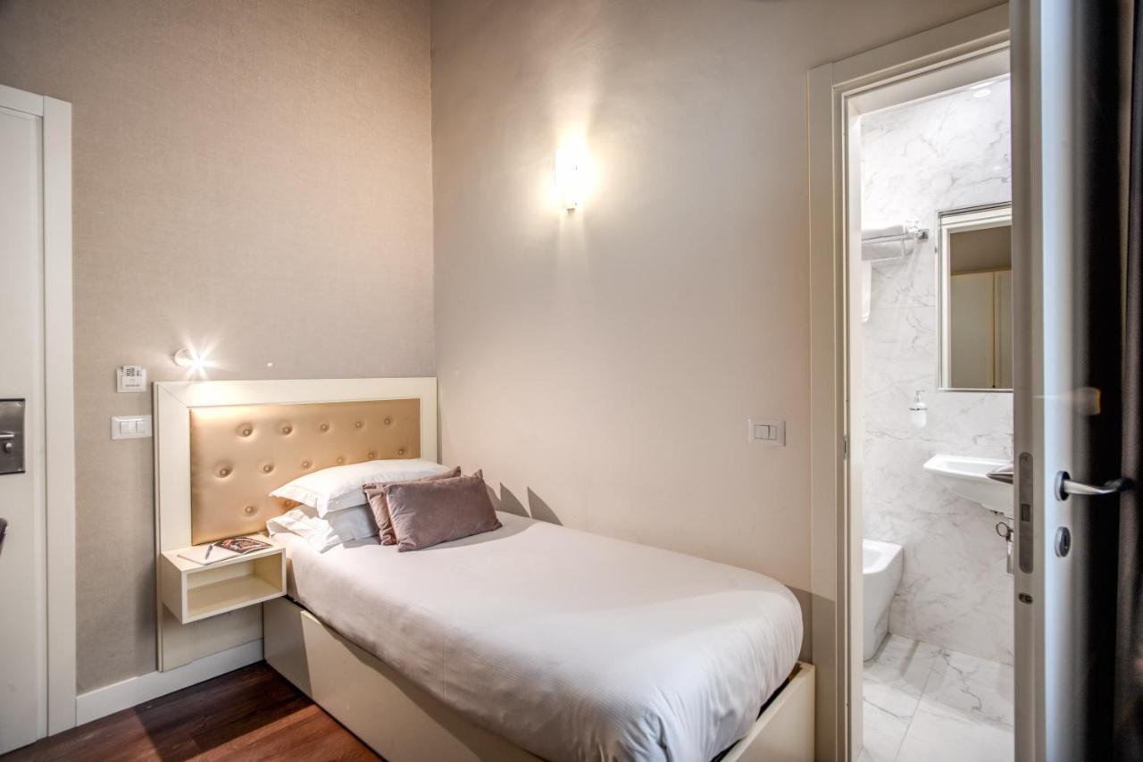 Hotel San Silvestro Roma Esterno foto