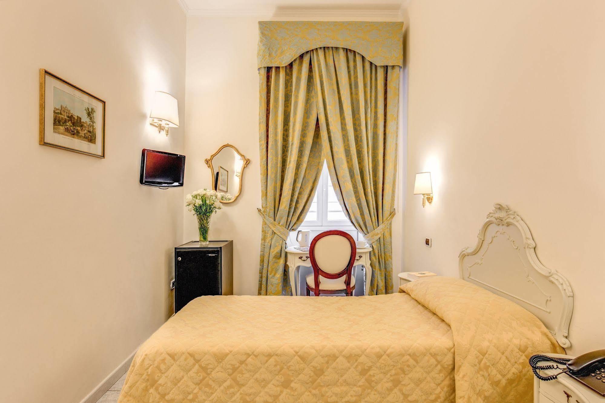 Hotel San Silvestro Roma Esterno foto